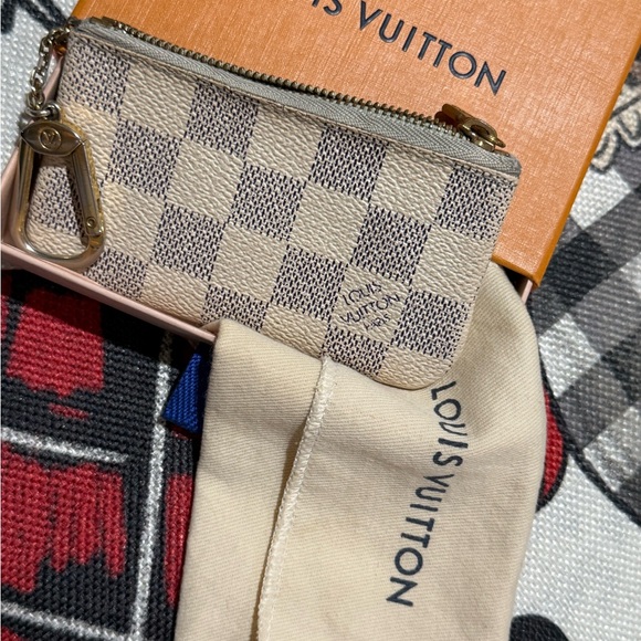 Louis Vuitton Damier Azure Key Pouch - Picture 6 of 10